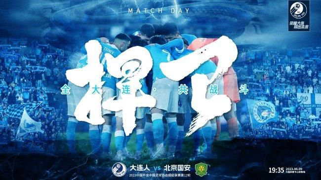 叶忠全一阵汗颜，听叶辰这意思，叶辰反而想把万破军的父母挫骨扬灰？正当叶家人对叶辰的态度极其不满的时候，山下通过对讲机给唐四海传来信息：唐管家，来的不是万龙殿，他们说他们是辰少爷的朋友、专程前来帮助辰少爷的，分别是金陵宋家，和日本伊藤家